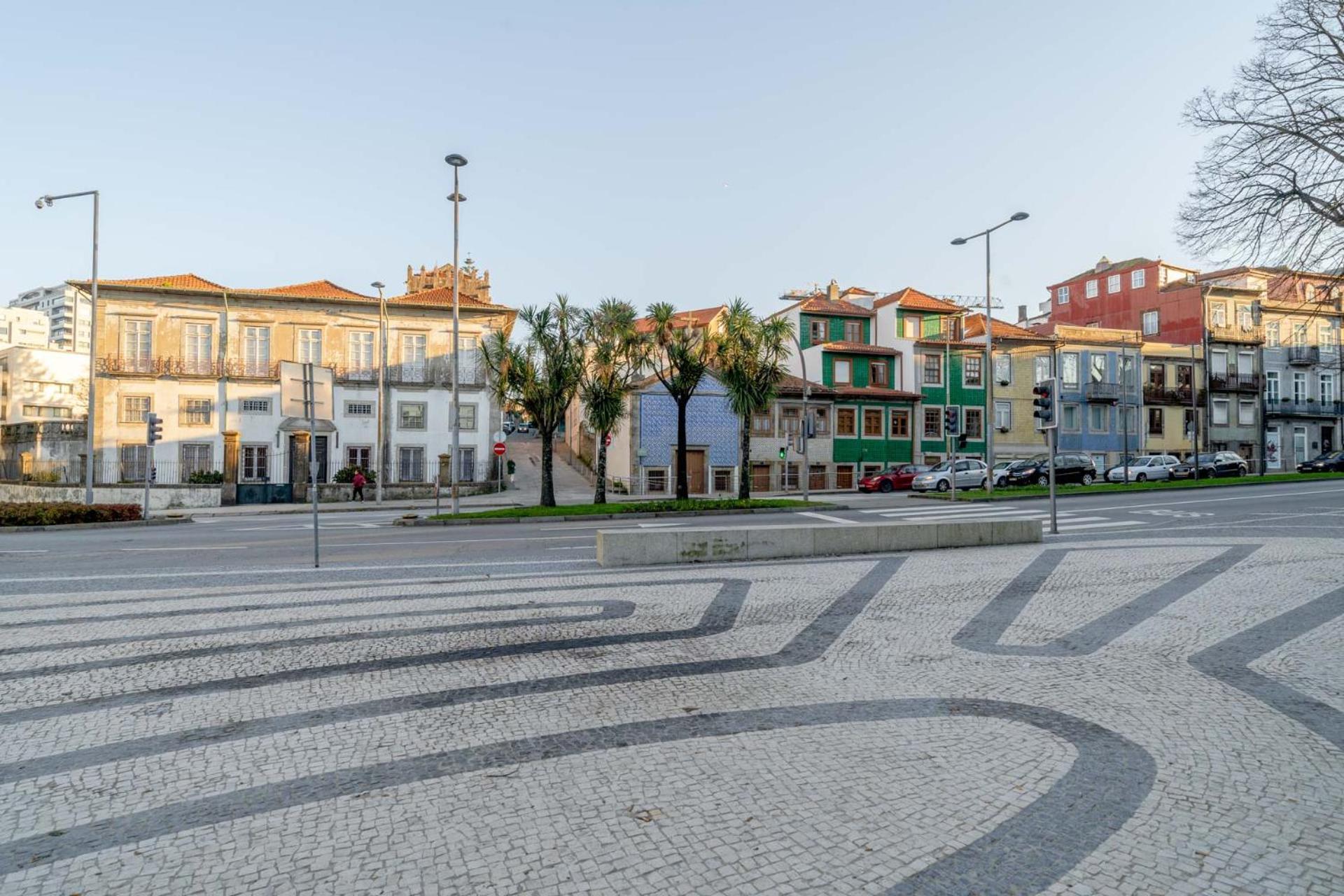 Limehome Porto Rua De Dom Manuel II Exteriör bild